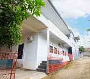 บริการของโรงแรม 5 OYO 93476 Owo Guest House Syariah 