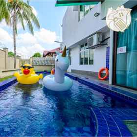 Swimming Pool 1 Urban Villa Gem: 6R6B Pool Villa Ampang, Kuala Lumpur by Verano (26 pax), Forbidden Vla, Wedding & Event Space Hotels