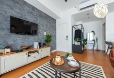Common Space 2 Magnificent View Studio 4Pax, SS2 PJ by Verano
