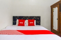 Kamar Tidur OYO 93814 Amanda Homestay