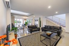 Ruangan Fungsional 3 BEDROOM TOWNHOUSE IN ULUWATU