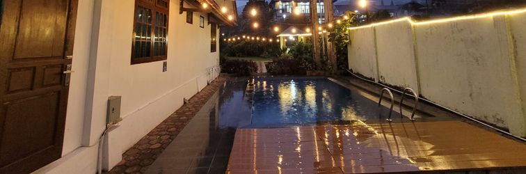 Swimming Pool Villa Bosta