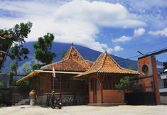 Luar Bangunan 5 Kangen Oemah Kayoe