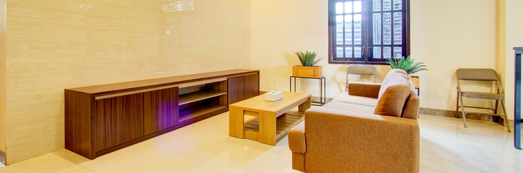 Lobby OYO 93838 Delia Inn Syariah