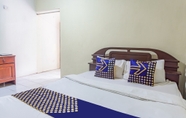 Bedroom 2 SPOT ON 93840 Guest House Amanda Syariah