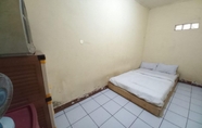 Bedroom 6 OYO 93847 Blio Guest House Syariah