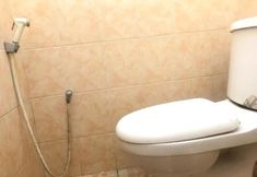 客房内浴室 4 Hotel O Wisma Gading Syariah