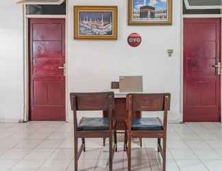 Lobi 2 OYO 93902 Guest House Pahlawan Syariah