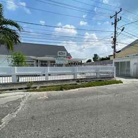 Exterior / Building 1 Hotel O Kng Homestay Syariah, Pekanbaru Hotels