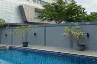 Swimming Pool Laska Hotel Subang