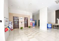 Lobby 7 OYO 93940 Apartemen Mekarwangi Square By Lina