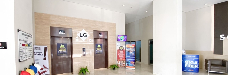 Lobby OYO 93940 Apartemen Mekarwangi Square By Lina