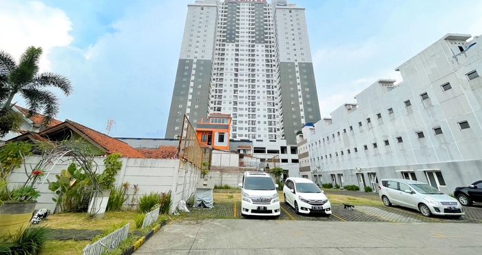 Luar Bangunan OYO 93940 Apartemen Mekarwangi Square By Lina