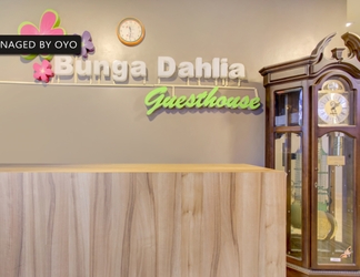 Lobby 2 Super OYO 4005 Bunga Dahlia Guest House