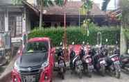 Bangunan 5 SPOT ON 93964 Guest House Pak Gatot 3