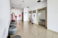 Common Space RedLiving Apartemen Enviro - Aurora Rooms