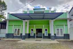 OYO 93918 Wisma Tulip Near Masjid Besar Desa Tanabangka, USD 4.24