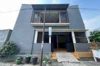 Exterior SPOT ON 93966 Dhiya Guest House Syariah 