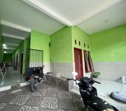 Lobi 3 SPOT ON 93967 Hasna Guest House Syariah 