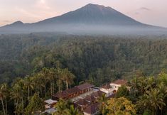 Exterior 2 Tapa Agung View