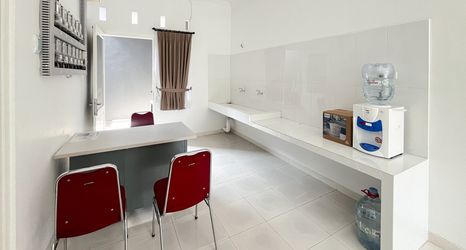 Lobby 2 RedDoorz @ Griya Martha Sumber Solo