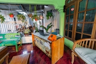 Sảnh chờ OYO 93976 Maluku Guest House