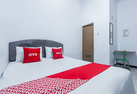 Bedroom Hotel O Maluku Guest House