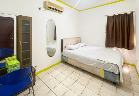 Bilik Tidur RedLiving Apartemen Mediterania Gajah Mada - S'Room Tower A