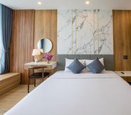 Phòng ngủ 7 FIRST Studio Hotel