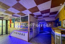 公共空間 Central Guest House 2 & Bar Cilacap RedPartner