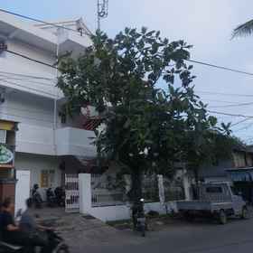 Exterior / Building 1 OYO 94020 Lia Kost Syariah Near Perkuburan bontonompo kahar muzakkar, Kolam Renang Ahmad Kirang Rindam XIV Hasanuddin Hotels