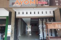 Lobby OYO 94022 Guest House Ayomi Syariah