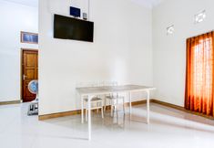 Lobi 4 Hotel O Homestay Putra Syariah