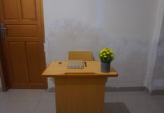 로비 7 Hotel O Kost Pak Dahlan Near Modern Estate