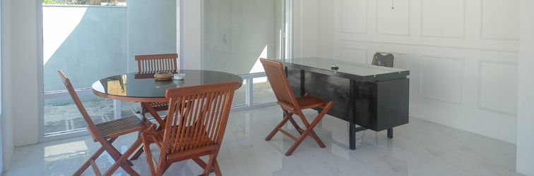 Lobi RedDoorz near Balai Kota Yogyakarta Timoho