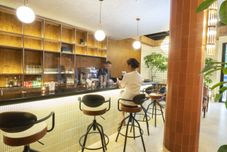 Bar, Kafe dan Lounge W Home Reserva Setiabudi
