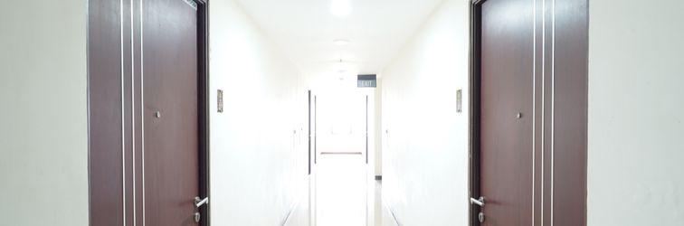 大廳 OYO 94046 Tamansari Panoramic Apartment By Aw
