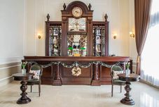 기타 Charlie Mansion