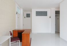 Common Space 6 RedDoorz near Lampung City Mall