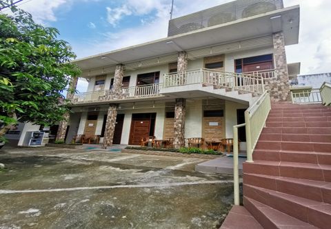 Exterior OYO 94061 Bungas Guesthouse Syariah