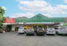 外観 7 Collection O Hotel Sanira