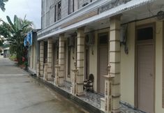 外觀 3 OYO 94078 Azzahra Homestay Syariah