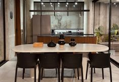 พื้นที่สาธารณะ 5 Villa Morris - Artistic Touch, Float on Air