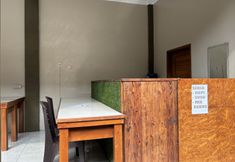 Others 7 Family 24 Hotel