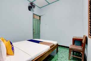 SPOT ON 94085 Hotel Agung, THB 65.21