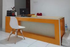 ล็อบบี้ OYO 94107 Nomira Guest Room