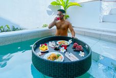 สระว่ายน้ำ Ganesh by Suasana Villa