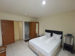 Kamar Tidur 4 Capital O 94095 Angkasa Hotel