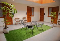 Common Space 6 T-Door Guest House