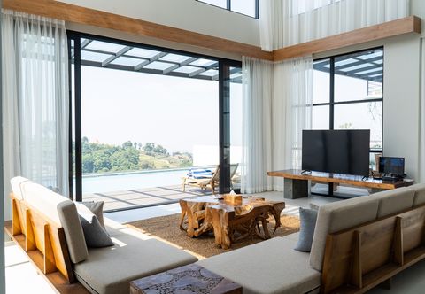 Phương tiện giải trí Beverly Hill Mountain View Villa 8 bedrooms with a private heated pool and a movie room
